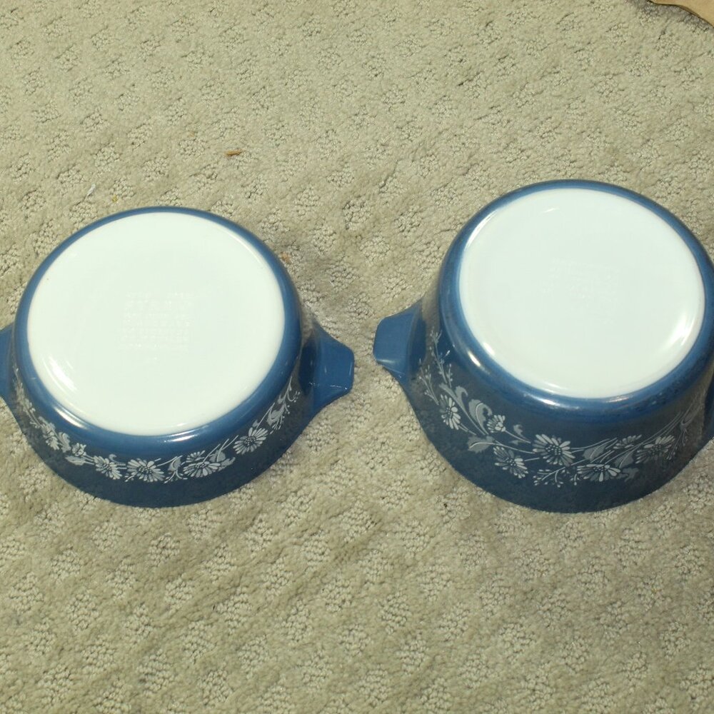 Pyrex Vintage Colonial Mist 471-B / 473-B Casserole Bowl Set of 2 No Lids